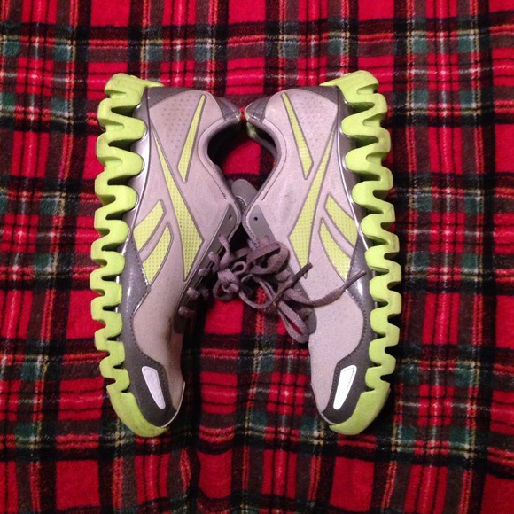 Reebok Zig Techs - Picture 3 of 3