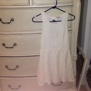 KIRRA CROCHET CREAM COLORED DRESS