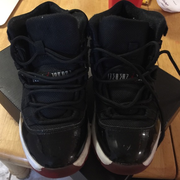 💥SOLD💥Kids jordans bred 11s