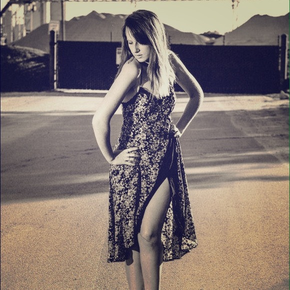 maxi dress & Janice Joplin t bundled!!🚫Reserved🚫