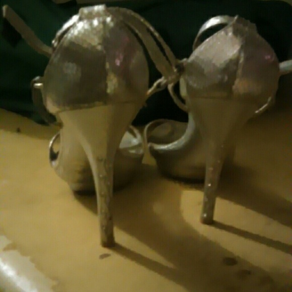 Heels!! - Picture 3 of 3
