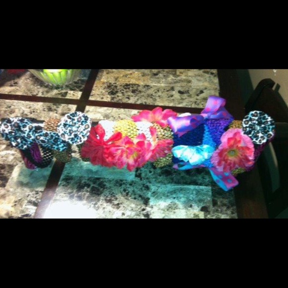 Pick 10 Hair Bows for just $25.00 plus shipping!