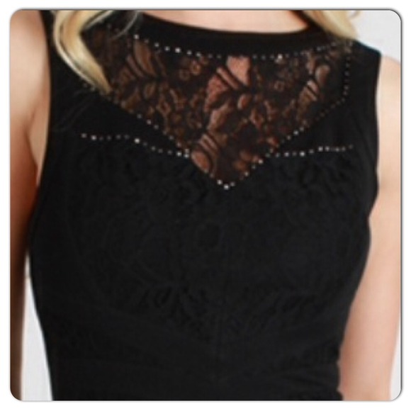 Great body-con dress - Picture 3 of 4