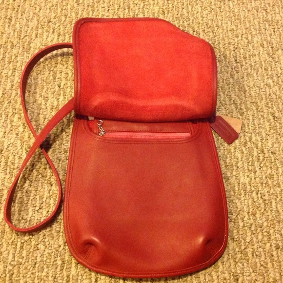 Red Coach hippie flap 9984 - Picture 2 of 4