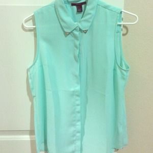 Button up, Aqua blue, sleeveless shirt.
