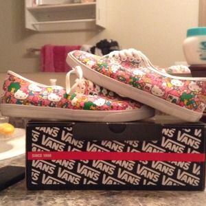 Hello Kitty Vans!