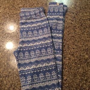 Hollister leggins.
