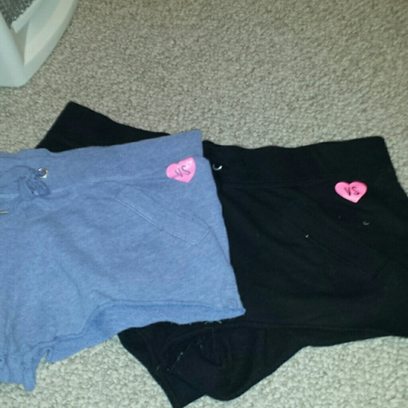 Victoria's  secret  boyfriend  shorts ??