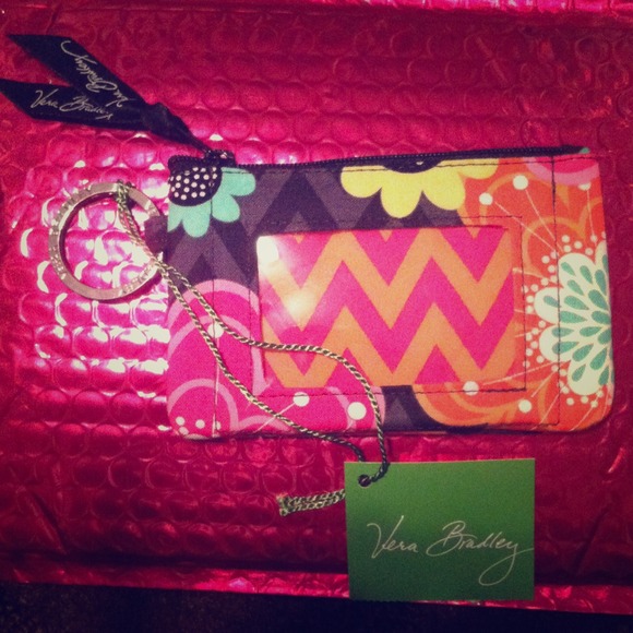 🌸Brand new Vera Bradley zip ID case🌸