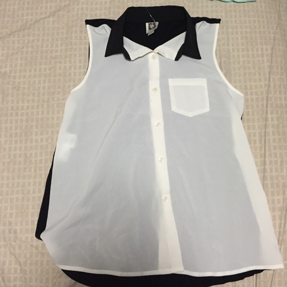 Black and white button up blouse