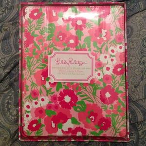 Brand new Fitted smart case with stand for iPad!!