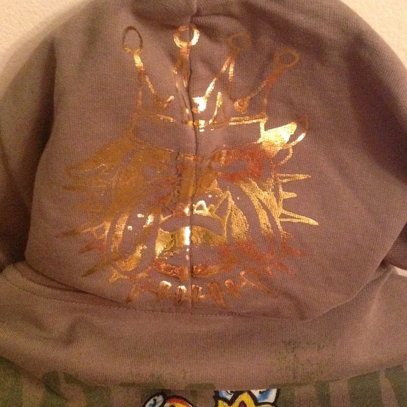 Authentic Ed Hardy sweater. - Picture 3 of 4