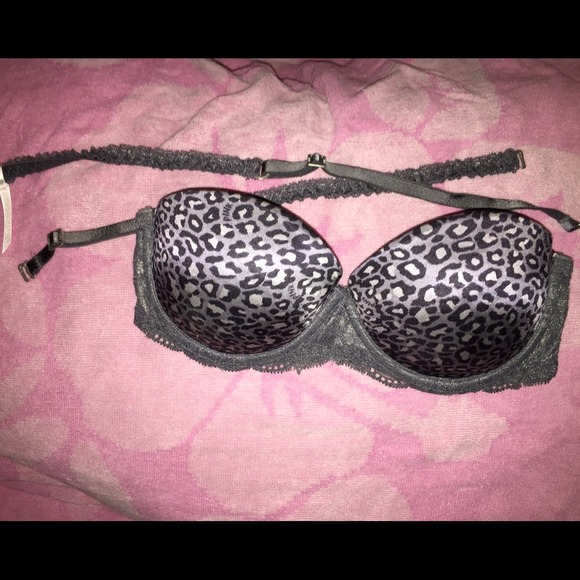 BUNDLE of 2 Victoria Secret bras