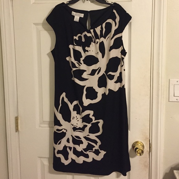 Studio by London times floral dress