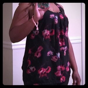 Pretty awesome Express sleeveless Top
