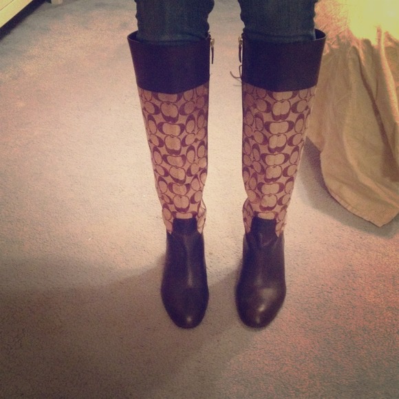 Heel Coach Boots!