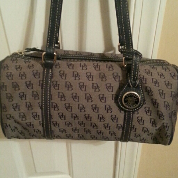 Vintage Dooney & Bourke Satchel/Barrel Bag