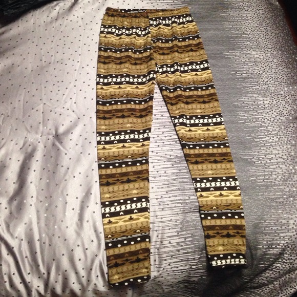 LEGGINGS 🙈✨ - Picture 2 of 3