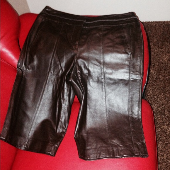 Lamb leather long shorts, size 6, like new, brown