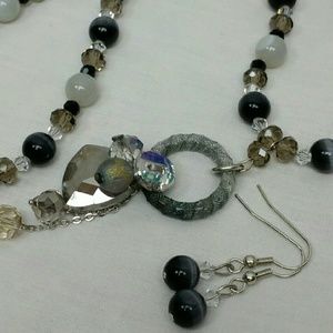 HP...Handcrafted Necklace and Earring set