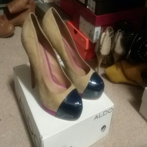ALDO Abrianna multi color pump