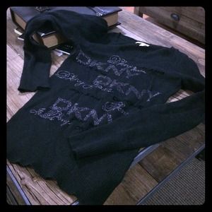 Gorgeous DKNY sweater!