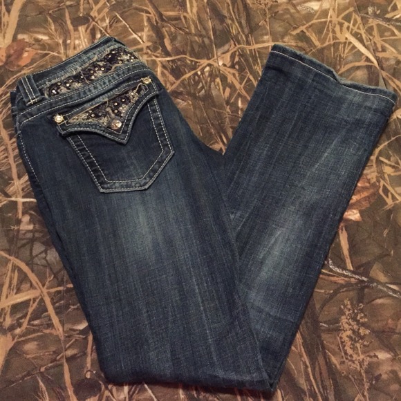Medium/Dark Wash Miss Me Jeans w/Rhinestones