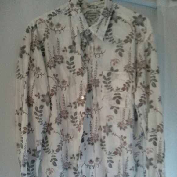 Men's dress shirt