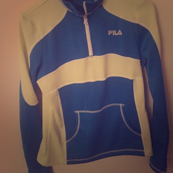 Size small great condition fila sweatshirt retro