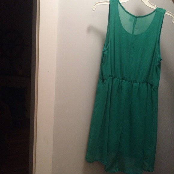 Dress - Picture 2 of 2