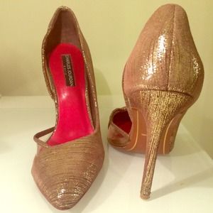 Charles Jourdan Pumps 👠