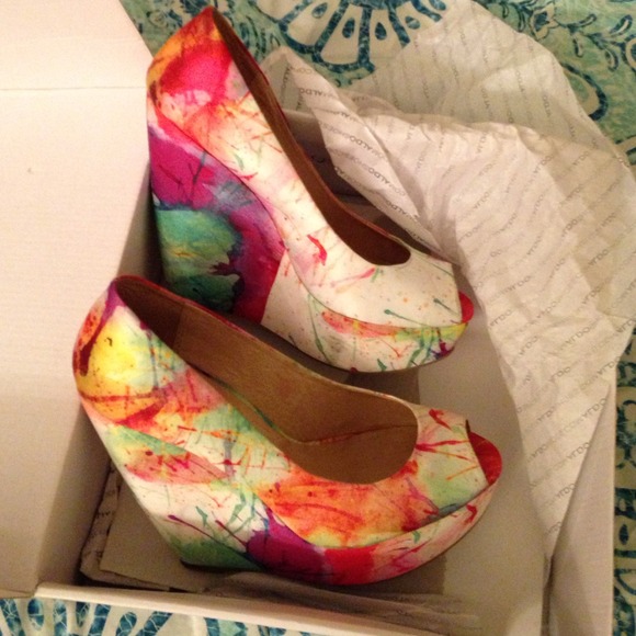 Aldo Brindamour Paint Splatter Stunners