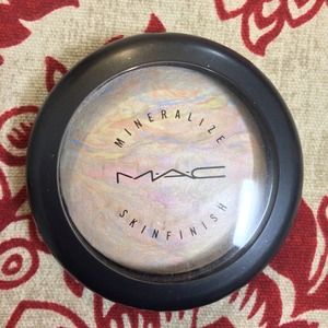 MAC MSF Lightscapade