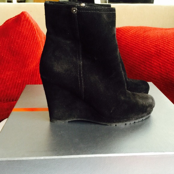 🌹Prada Black Suede Wedge Booties - Picture 2 of 4