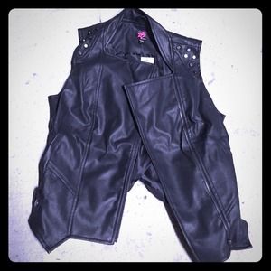 Bebe Leather vest