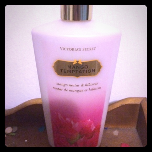 Mango Temptation Lotion by Victoria Secret