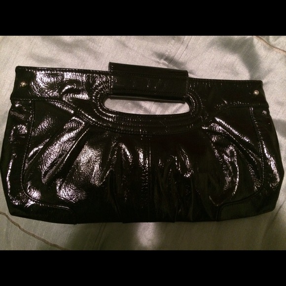 Black clutch perfect size for all occasions - Picture 1 of 4