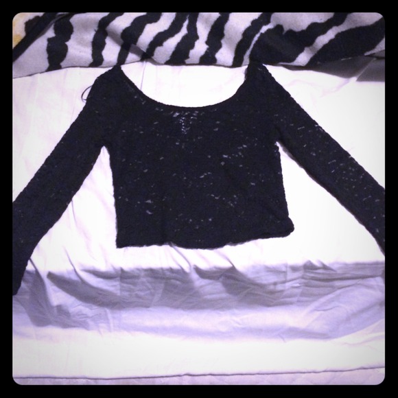 Black long sleeve lace top (fitted)