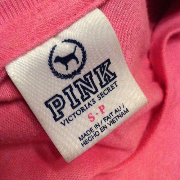 PINK Victoria's Secret Tops - 🎀Victoria's Secret Long Sleeved Tee🎀