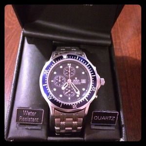 ❄️winter special❄️Croton Quartz mens watch