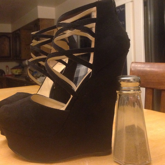 ๐๐SOLDD๐๐ - Picture 2 of 4