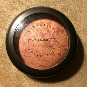 Bundle for mkay624 MAC Northern Light Global Glow
