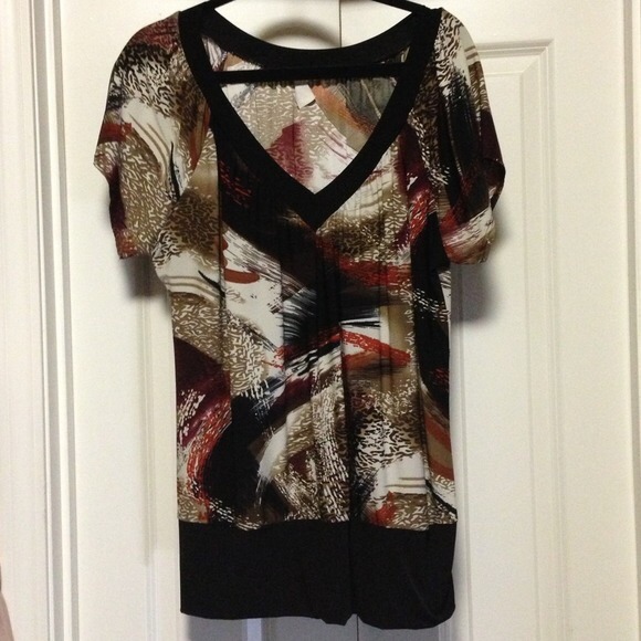 Beautiful Browns and Blacks Blouse - Picture 2 of 2