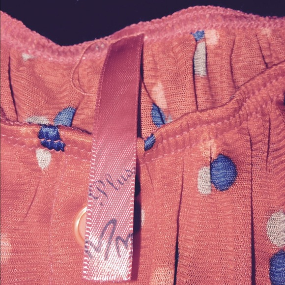 Gorgeous Sheer Orange-Red Textured Peasant Top - Picture 4 of 4