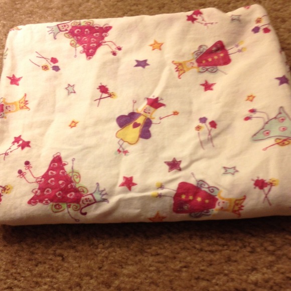 Pillow case - Picture 2 of 2
