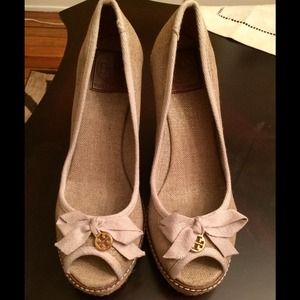 Like new Tory Burch espadrille wedge!