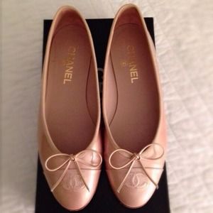 Chanel nude beige ballet flats 7.5