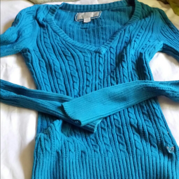 Sweater - Picture 1 of 2