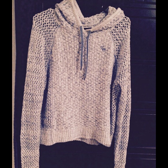 Abercombie & Fitch sweater