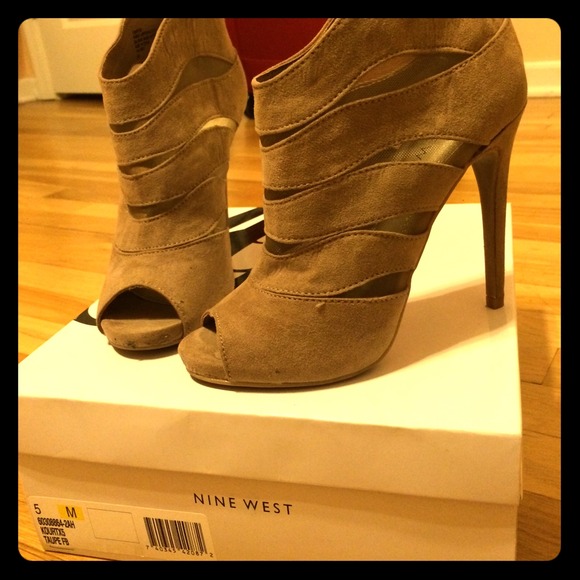 Nine West high heel